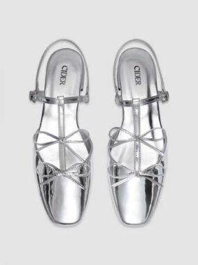 Cider Bowknot Metallic Silver T-Strap Slingback Flats Size 8 Never Worn